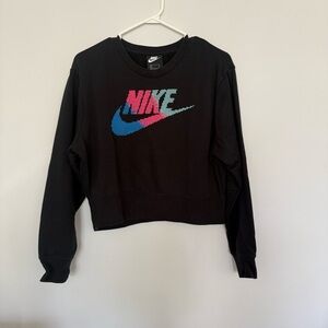 Nike Women's Black Cropped Sweatshirt